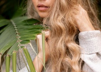 Unveiling the Magic of Aloe Vera for Lustrous Hair: A Mars Phillips Special