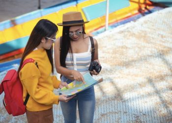 Singapore Travel Guide 2026: Top Attractions, Budget & Travel Tips